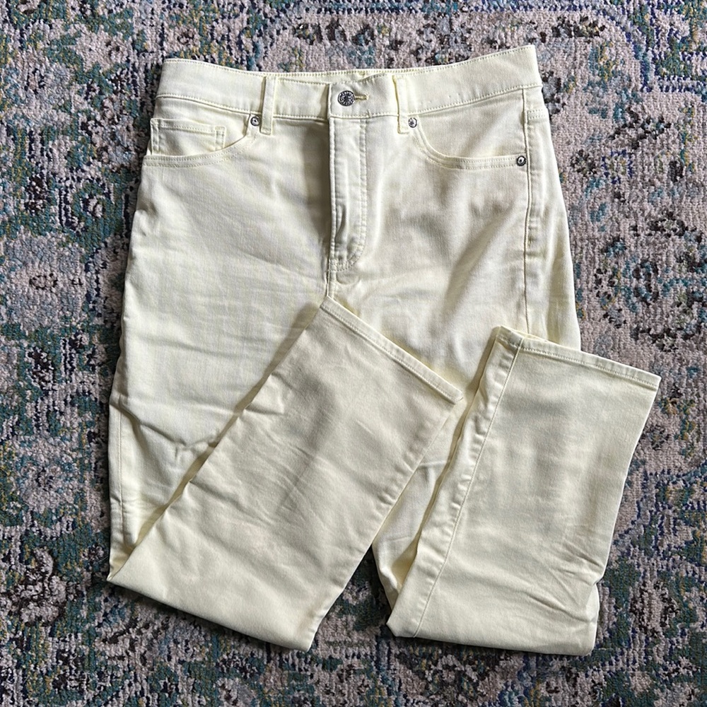 Express Pale Yellow High Rise Cropped Mom Jeans